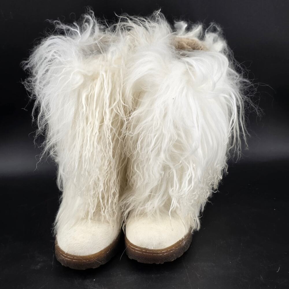 Bearpaw Boetis II Women's White Shaggy Fur Winter Boots US 8 EU 39 UK 6